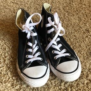 Converse Chuck Taylor All Stars Sz 3 youth Girls